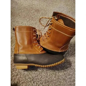 Women Size 5 Khombu twotone brown leather duck boots. Waterproof Lace up Letty
